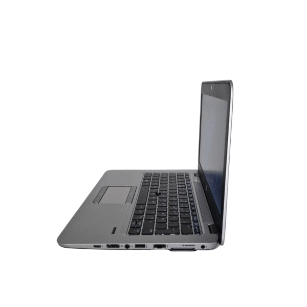 HP Elitebook 820 G3 | 12,5″ | i5 | 8GB | 256GB SSD | Brugt A - vist fra højre side