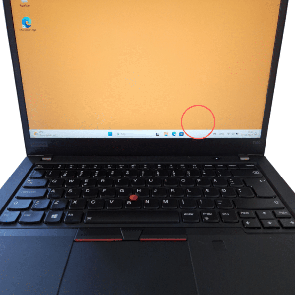 Lenovo ThinkPad T490 | 14,1″ FHD | I7 | 40GB | 1TB SSD | Grade C - blindspot vist langt fra