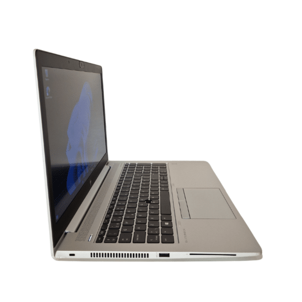 HP EliteBook 755 G5 | 15,6″ | AMD Ryzen 5 Pro | 8GB | 256GB SSD | Brugt A - vist fra venstre side